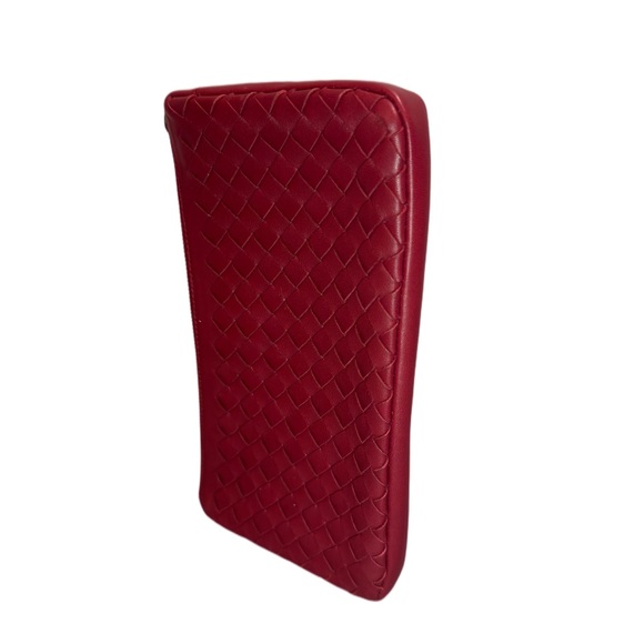 ❌SOLD❌ BOTTEGA VENETA Zip Pouch - Picture 3 of 9